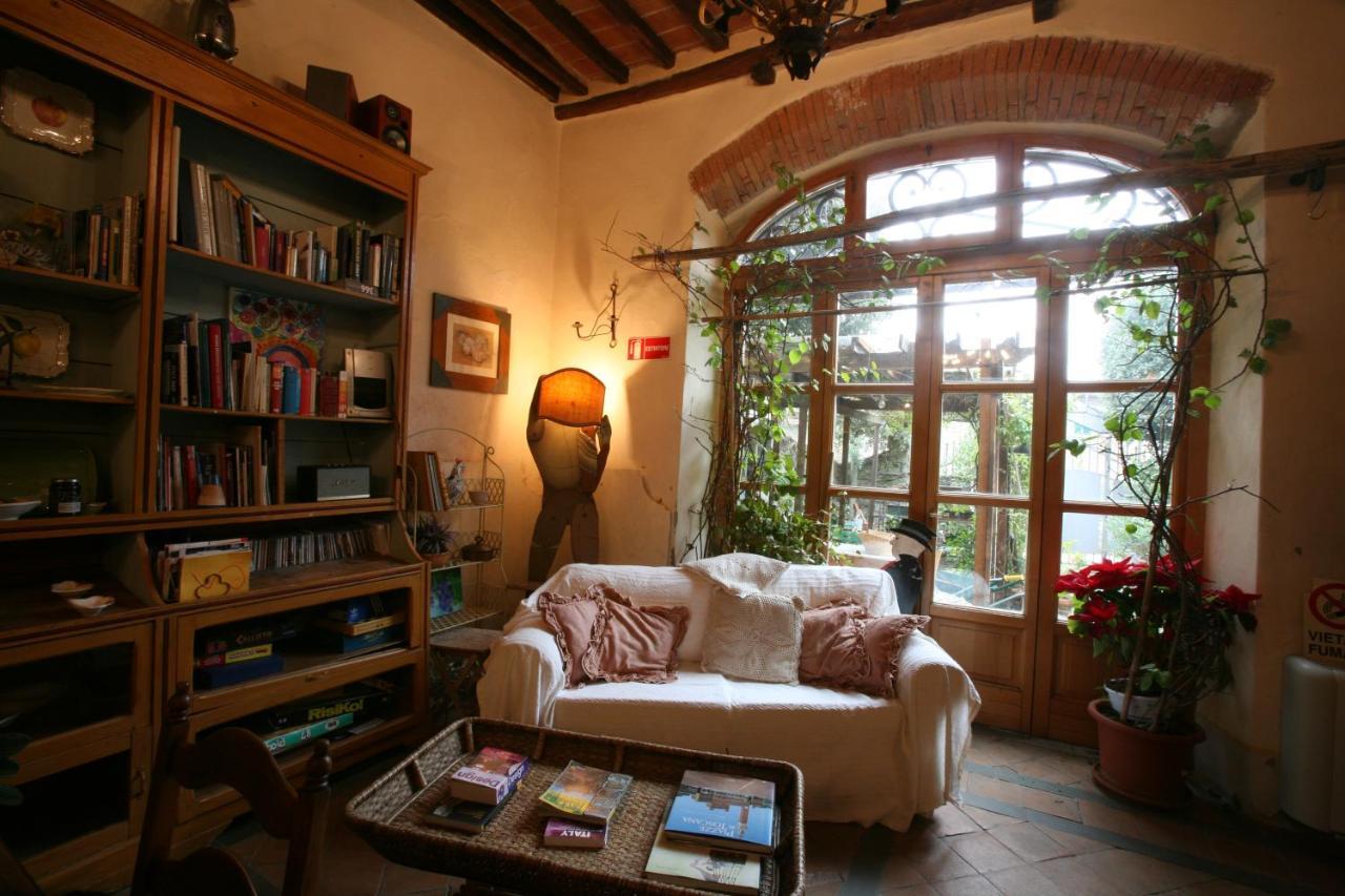 Il Sole Del Sodo Pensionat Cortona Exteriör bild